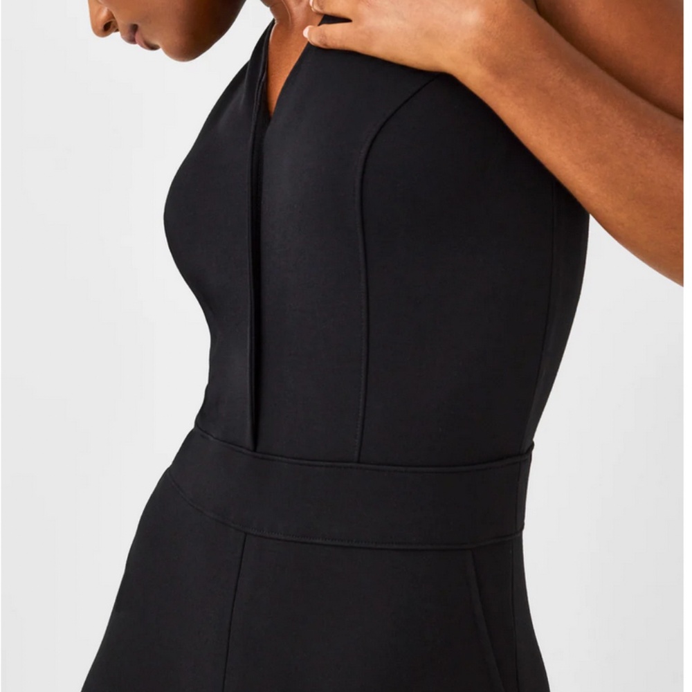 Spanx The Perfect Sleeveless flare Jumpsuit Ponte Black sz L - Picture 5 of 11